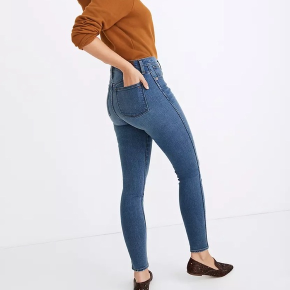 Madewell 10” Highrise Jeans - Picture 6 of 7